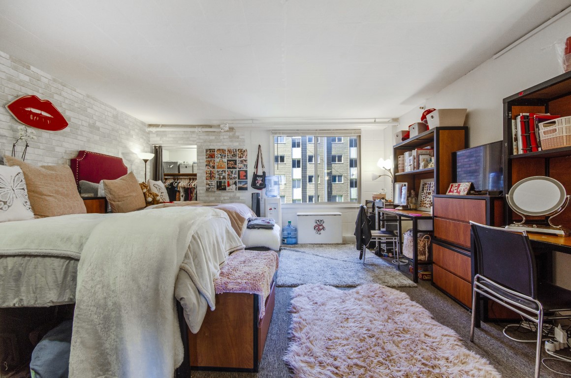  Charter  -  The Statesider  - Gallery -  3