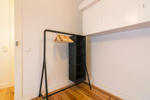Pleasant 2-bedroom flat in City Center - Gallery - 15