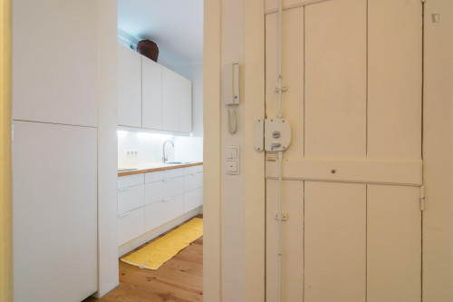 Pleasant 2-bedroom flat in City Center - Gallery - 6