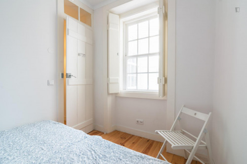 Pleasant 2-bedroom flat in City Center
