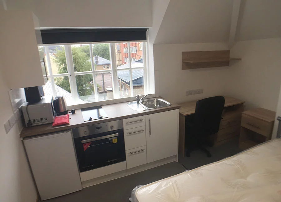  Standard Studio  -  Salisbury Road  - Gallery -  5