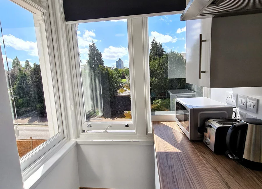  One Bed Flat  -  Salisbury Road  - Gallery -  3