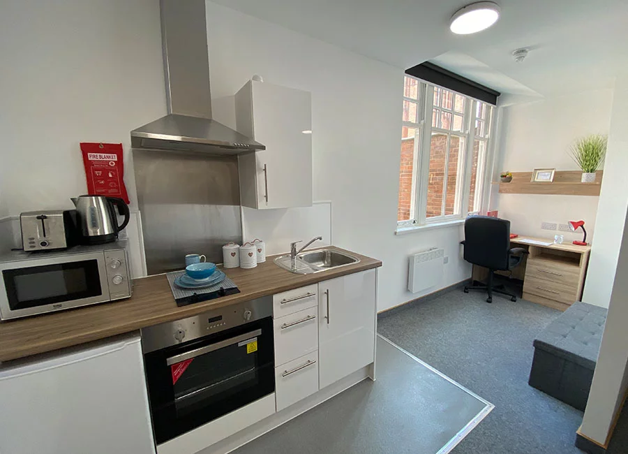  One Bed Flat  -  Salisbury Road  - Gallery -  6