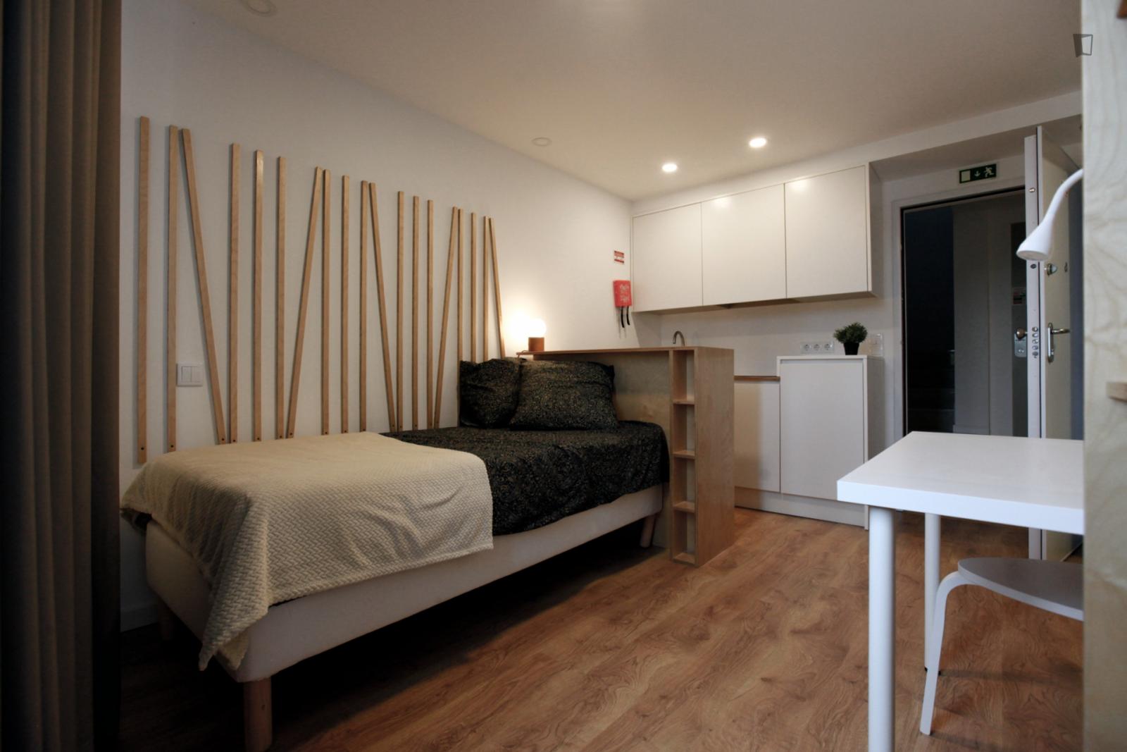  Appealing Studio In Baixa De Santa Clara  -  Appealing studio in Baixa de Santa Clara  - Gallery -  1