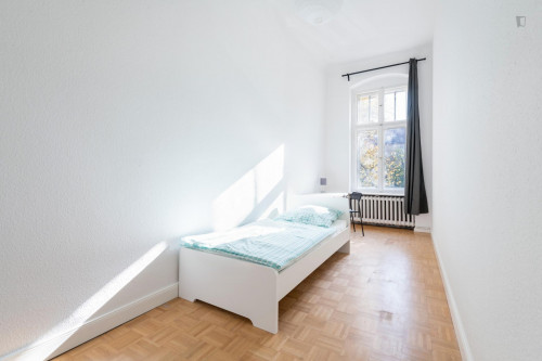 Pleasant single bedroom in Schmargendorf