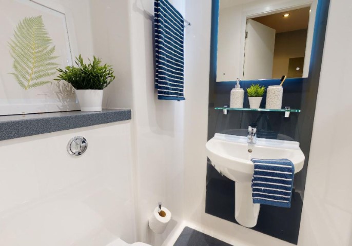 Gold En-Suite Plus - Knight House - Gallery - 3