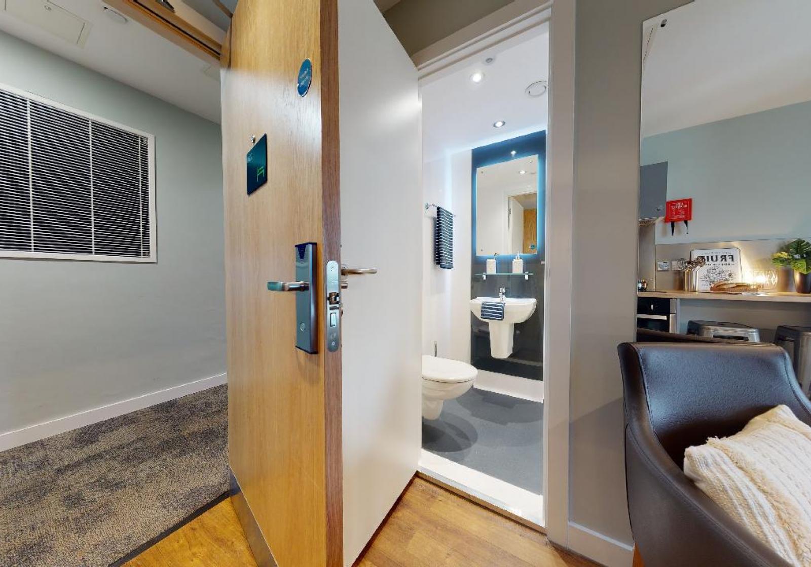 Silver Studio Plus - Knight House - Gallery - 6