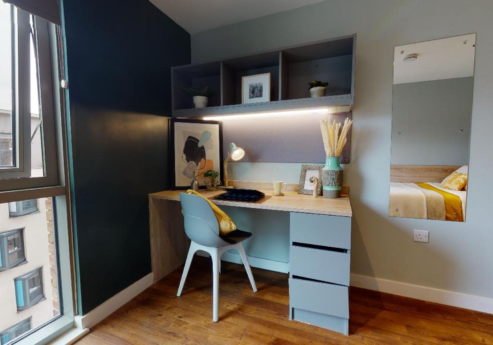  Bronze En-Suite Access  -  Knight House  - Gallery -  4