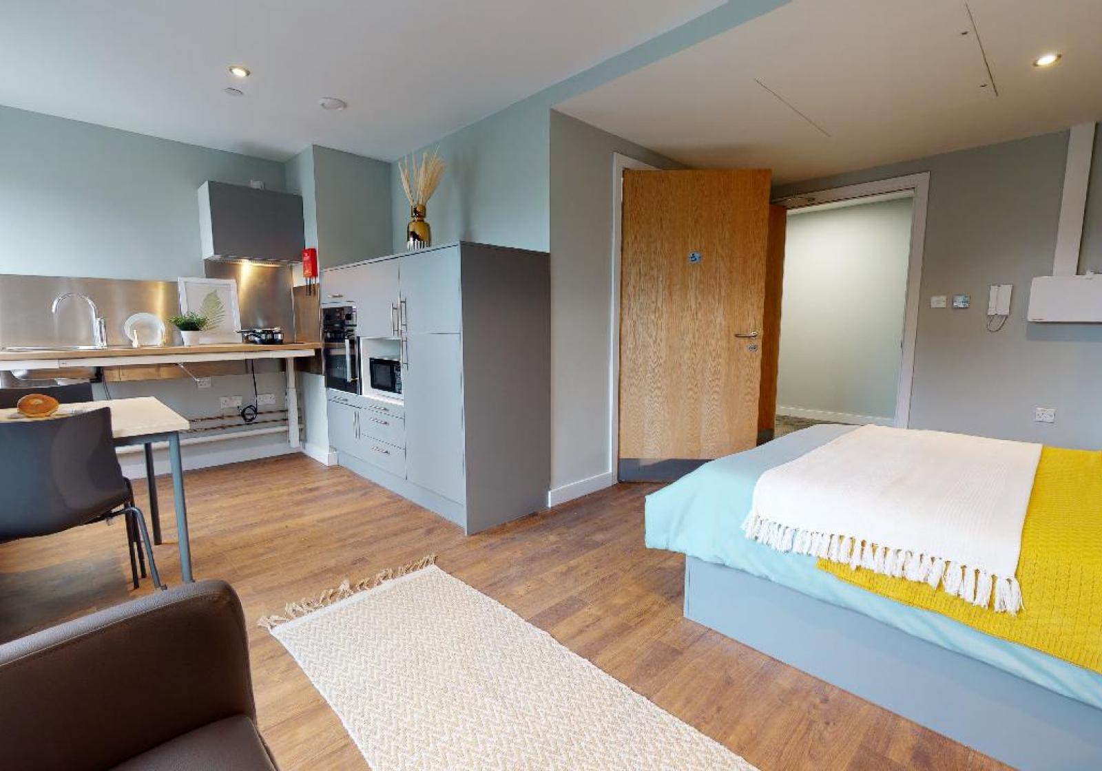  Gold Studio (Accessible)  -  Knight House  - Gallery -  1