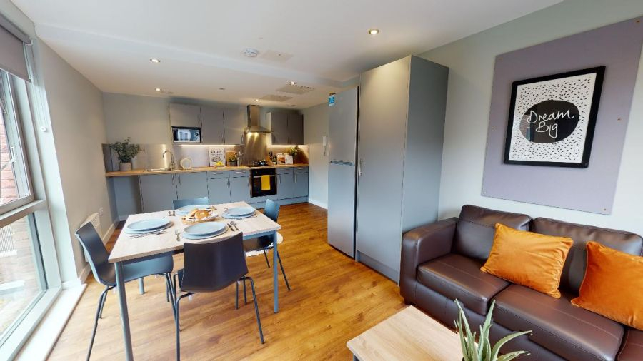  3-Bed Silver Apartment  -  Knight House  - Gallery -  6