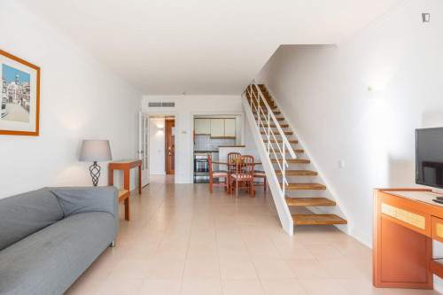 Elegant two-bedroom flat in a hotel with swimming pool and tennis court