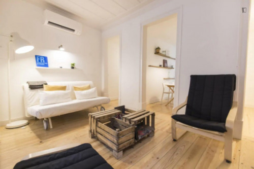 Amiable 2-bedroom apartment close to ISEG - Gallery - 28