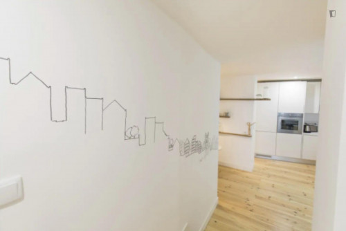 Amiable 2-bedroom apartment close to ISEG