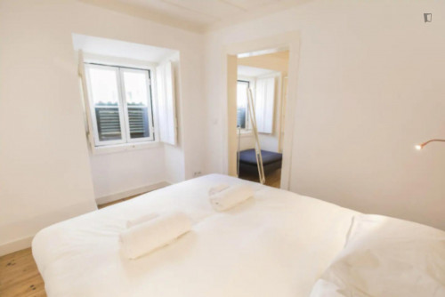 Amiable 2-bedroom apartment close to ISEG - Gallery - 26