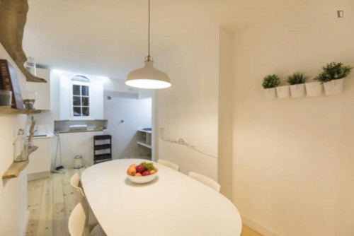 Amiable 2-bedroom apartment close to ISEG - Gallery - 22