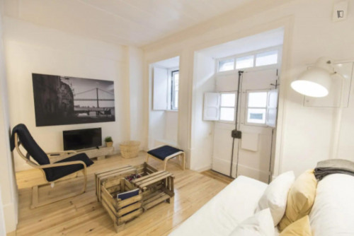 Amiable 2-bedroom apartment close to ISEG - Gallery - 31