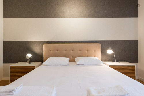 Large and modern 3-bedroom flat near the Régua train station