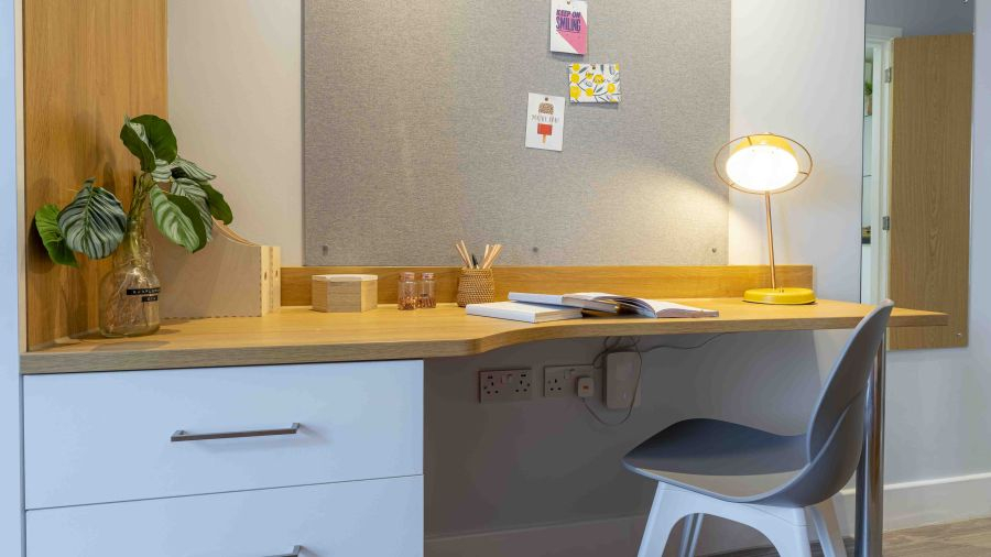  Silver En-Suite  -  iQ Abacus House  - Gallery -  4