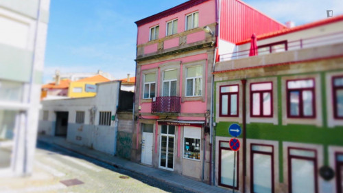 Amazing and bright studio at Porto city centre - Gallery - 10