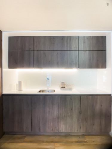 Studio near IADE - Creative University - Gallery - 17