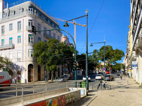 Studio near IADE - Creative University