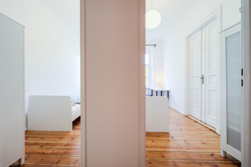Bright single bedroom in shared apartment near centre - Gallery - 16
