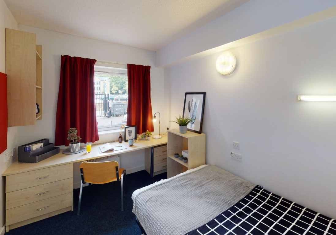  Silver En-Suite Plus  -  Little Aspley House  - Gallery -  7