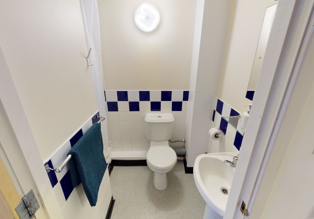  Silver En-Suite Plus  -  Little Aspley House  - Gallery -  8