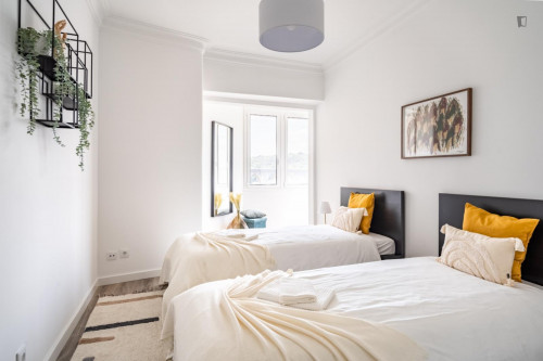 Admirable 2-bedroom flat in typical Campolide - Gallery - 11