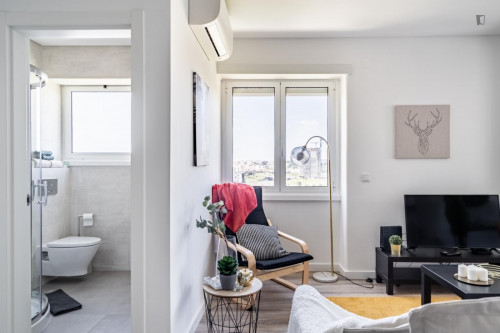 Admirable 2-bedroom flat in typical Campolide - Gallery - 20