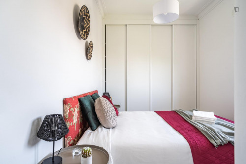 Admirable 2-bedroom flat in typical Campolide - Gallery - 27