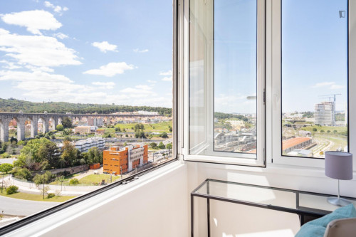 Admirable 2-bedroom flat in typical Campolide - Gallery - 5