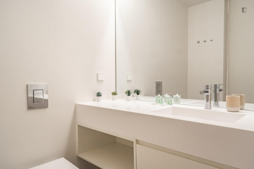 Sublime 1-bedroom flat near the Saldanha metro - Gallery - 7