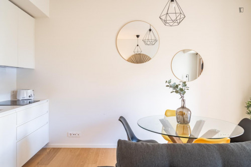 Sublime 1-bedroom flat near the Saldanha metro - Gallery - 18