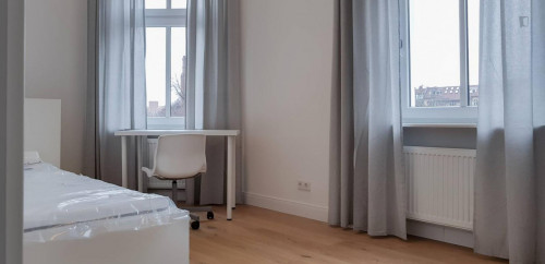 Homely single bedroom near Schillerpark
