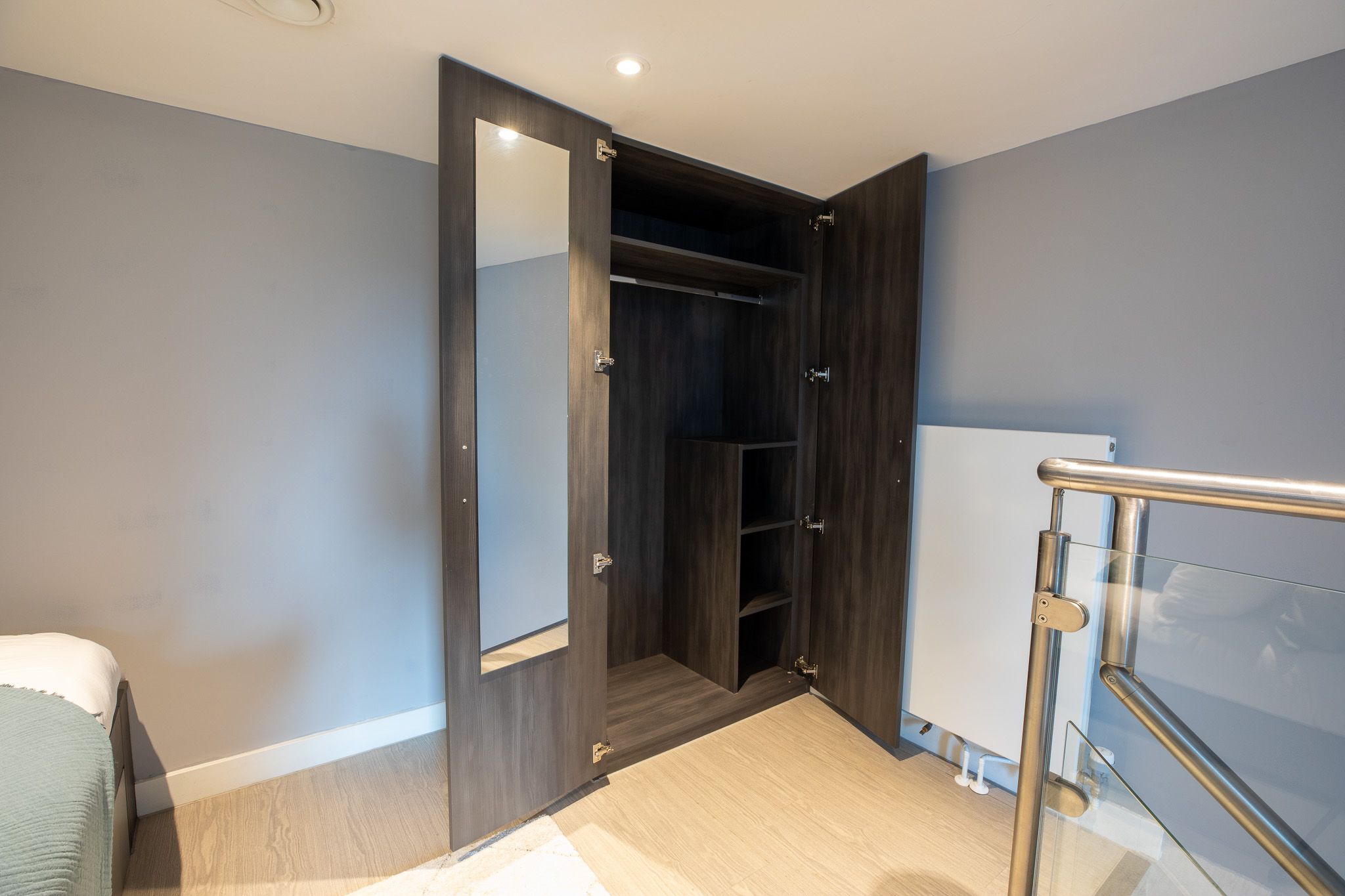 Silver Mezzanine Apartment  -  Plummer House  - Gallery -  4