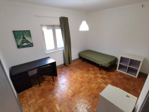 Perfect single bedroom very close to Universidade da Beira Interior