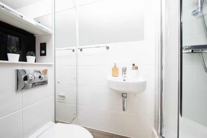  Silver Ensuite  -  Collegiate Eclipse  - Gallery -  3