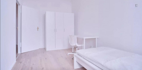 Shiny single bedroom in Charlottenburg - Gallery - 2