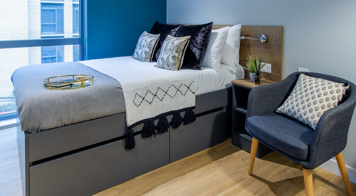  Premium Superior Studio  -  Crown House  - Gallery -  18