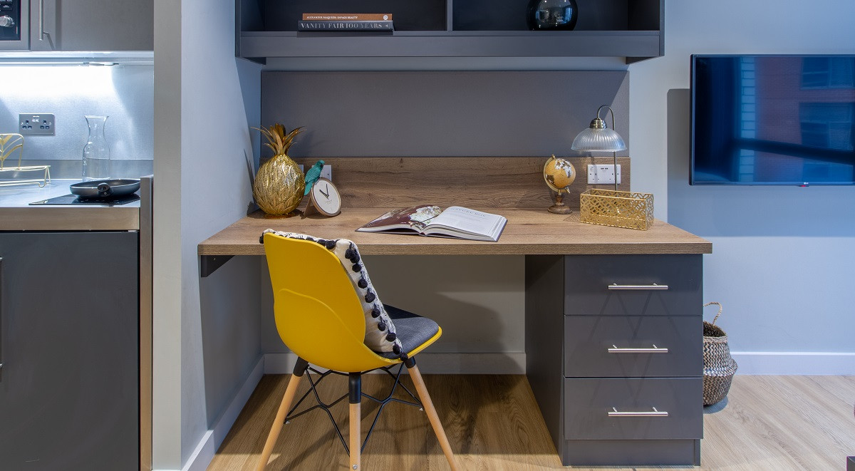 Superior Studio  -  Crown House  - Gallery -  27