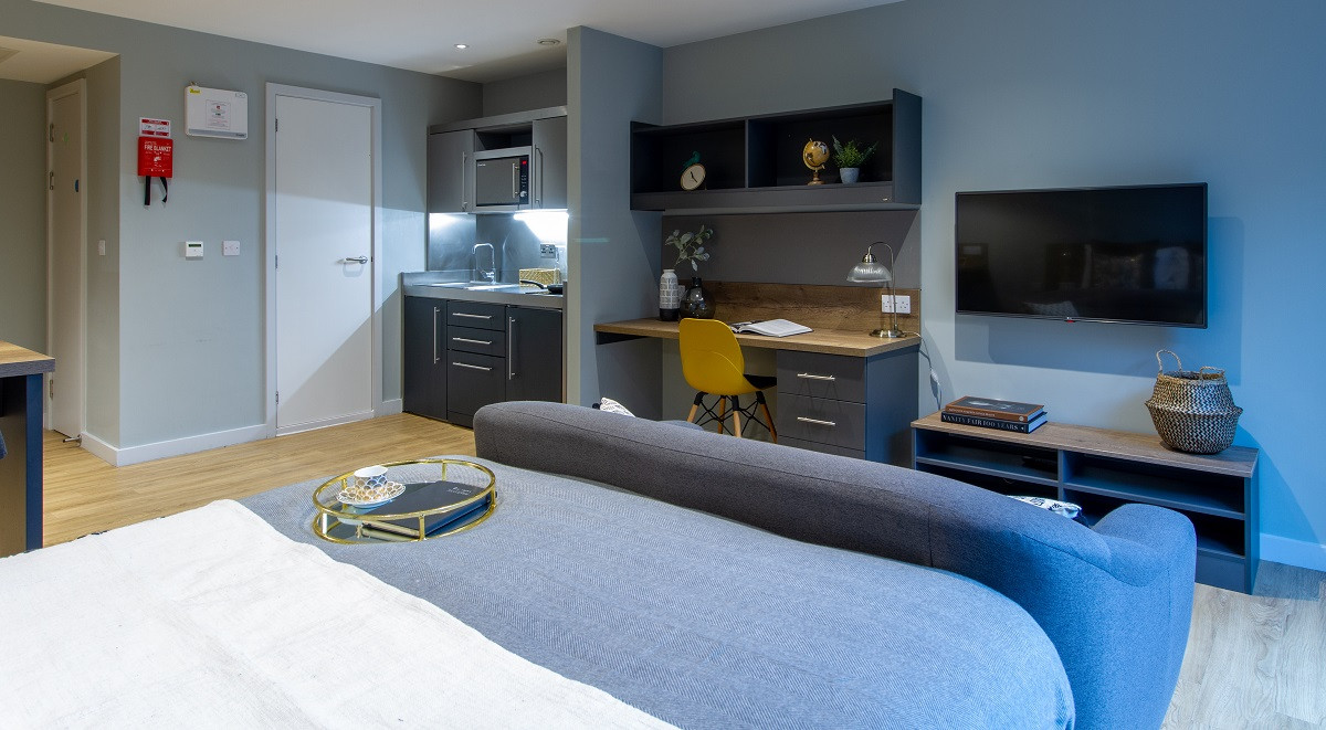  Prestige Studio  -  Crown House  - Gallery -  22