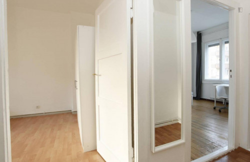 Harmonious room with enclosed balcony in 2-bedroom apartment in Neukölln - Gallery - 16