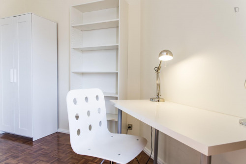 Light single room in 5-bedroom apartment, close to Cidade Universitária - Gallery - 30