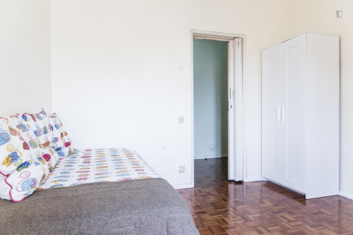 Light single room in 5-bedroom apartment, close to Cidade Universitária - Gallery - 31