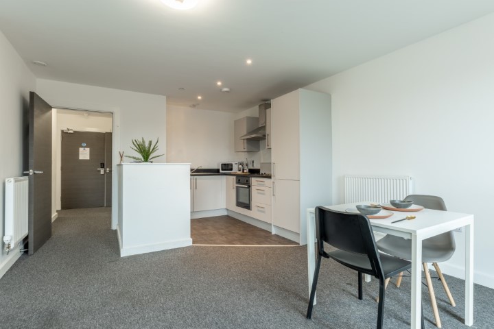  2 Bed Apartment En Suite  -  Radford Mill  - Gallery -  14
