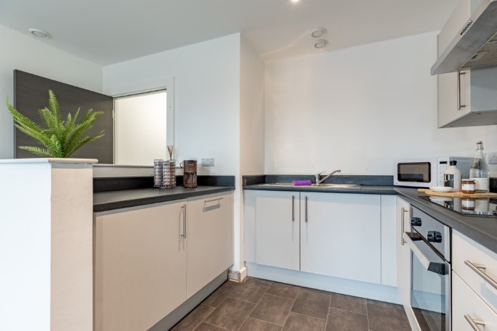  2 Bed Apartment En Suite  -  Radford Mill  - Gallery -  4