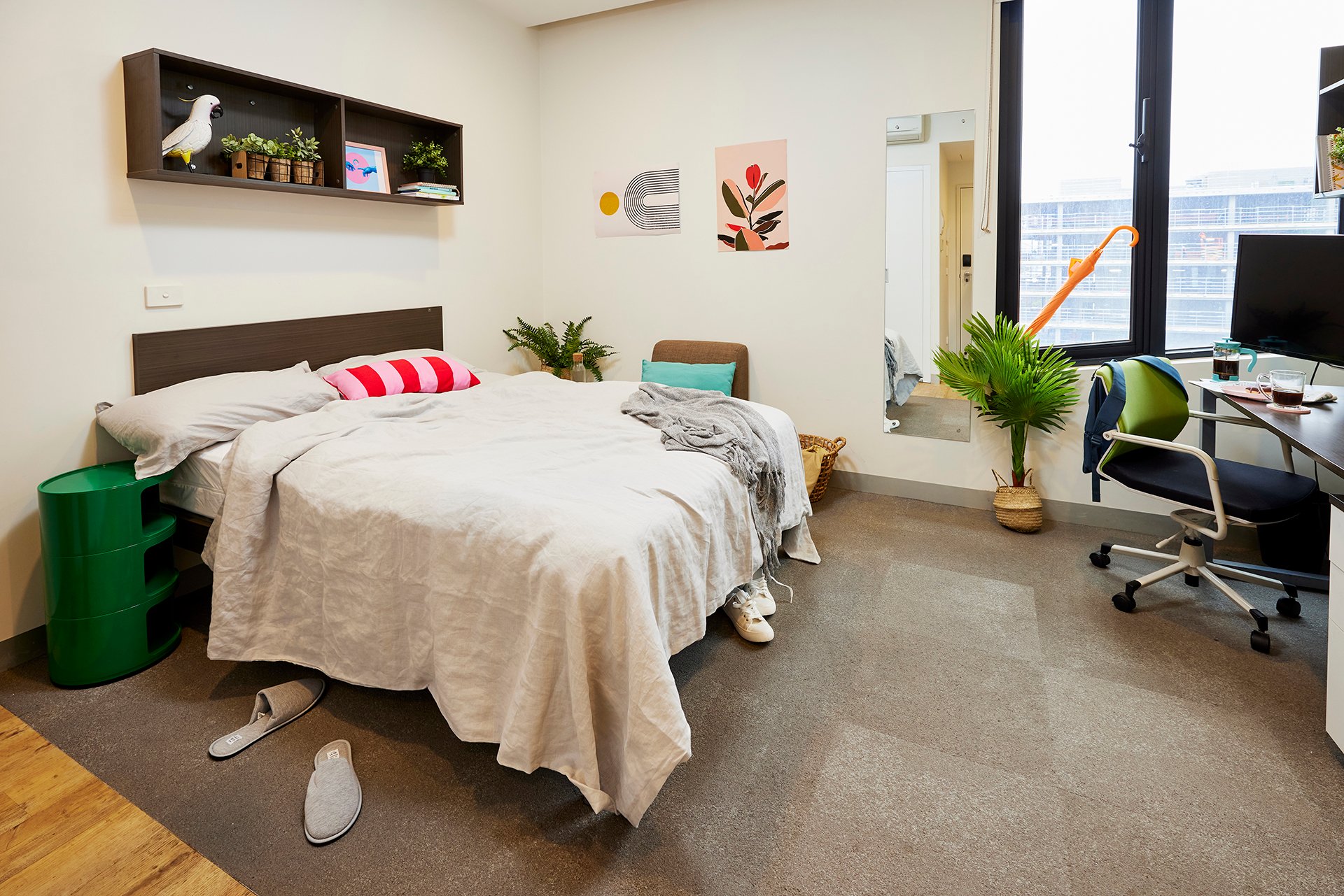 Signature Plus Studio Apartment - Scape Berkeley 1 - Gallery - 1