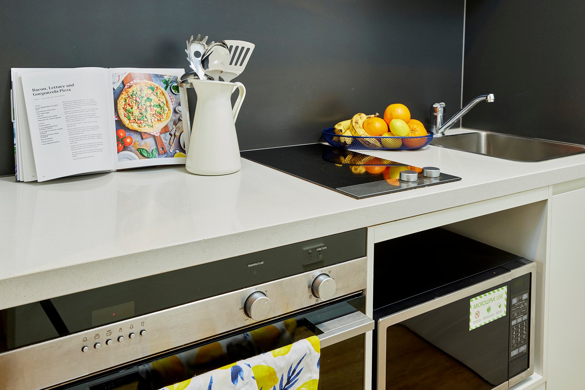 Signature Plus Studio Apartment - Scape Berkeley 1 - Gallery - 3