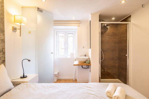 Charming 1-bedroom flat in trendy Bairro Alto - Gallery - 21